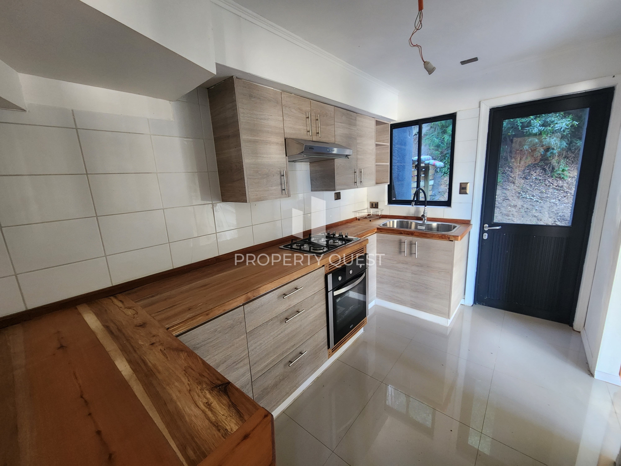 eZy_watermark_02-12-2025_05-51-17