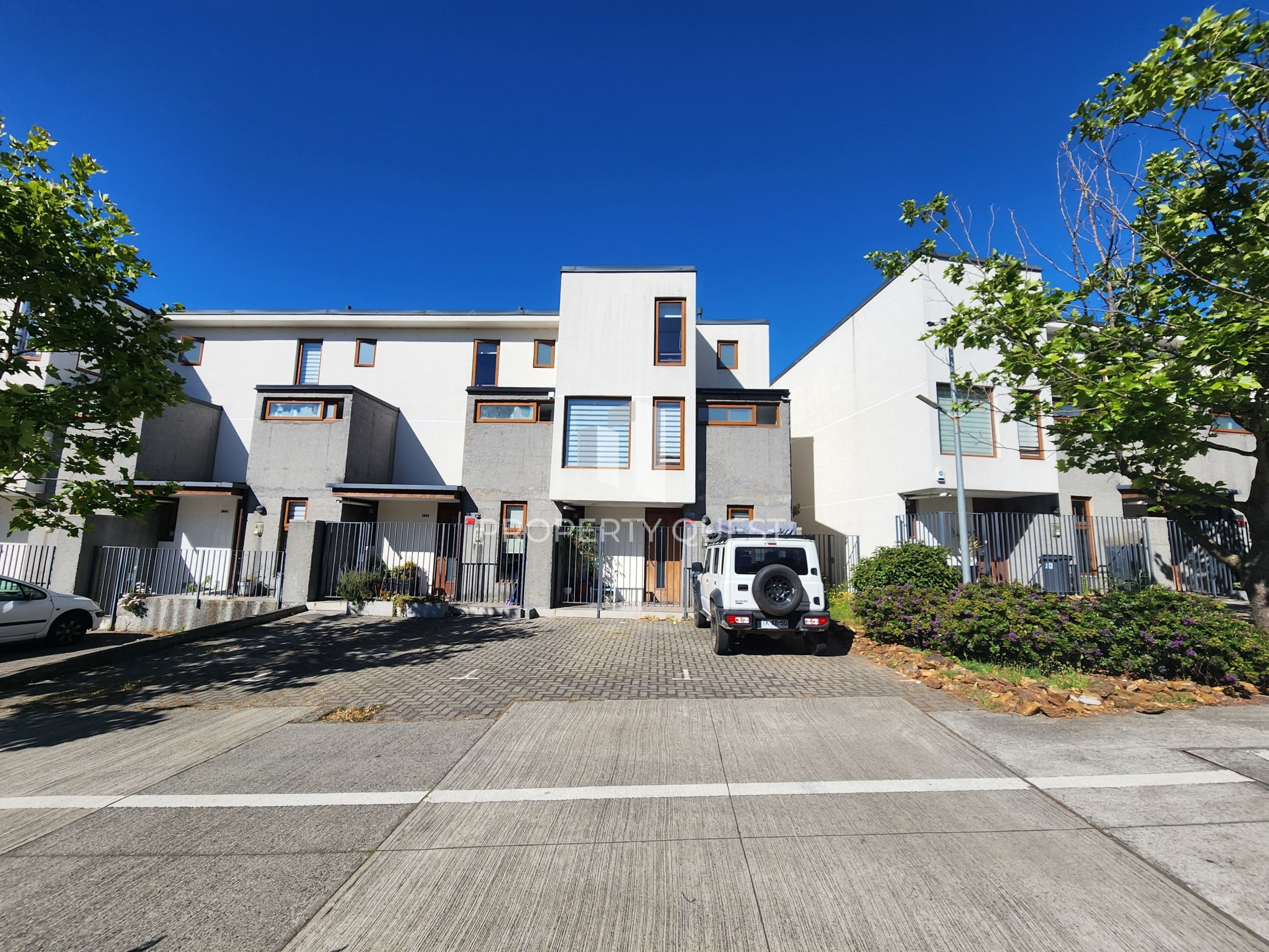 eZy_watermark_02-12-2025_08-11-53