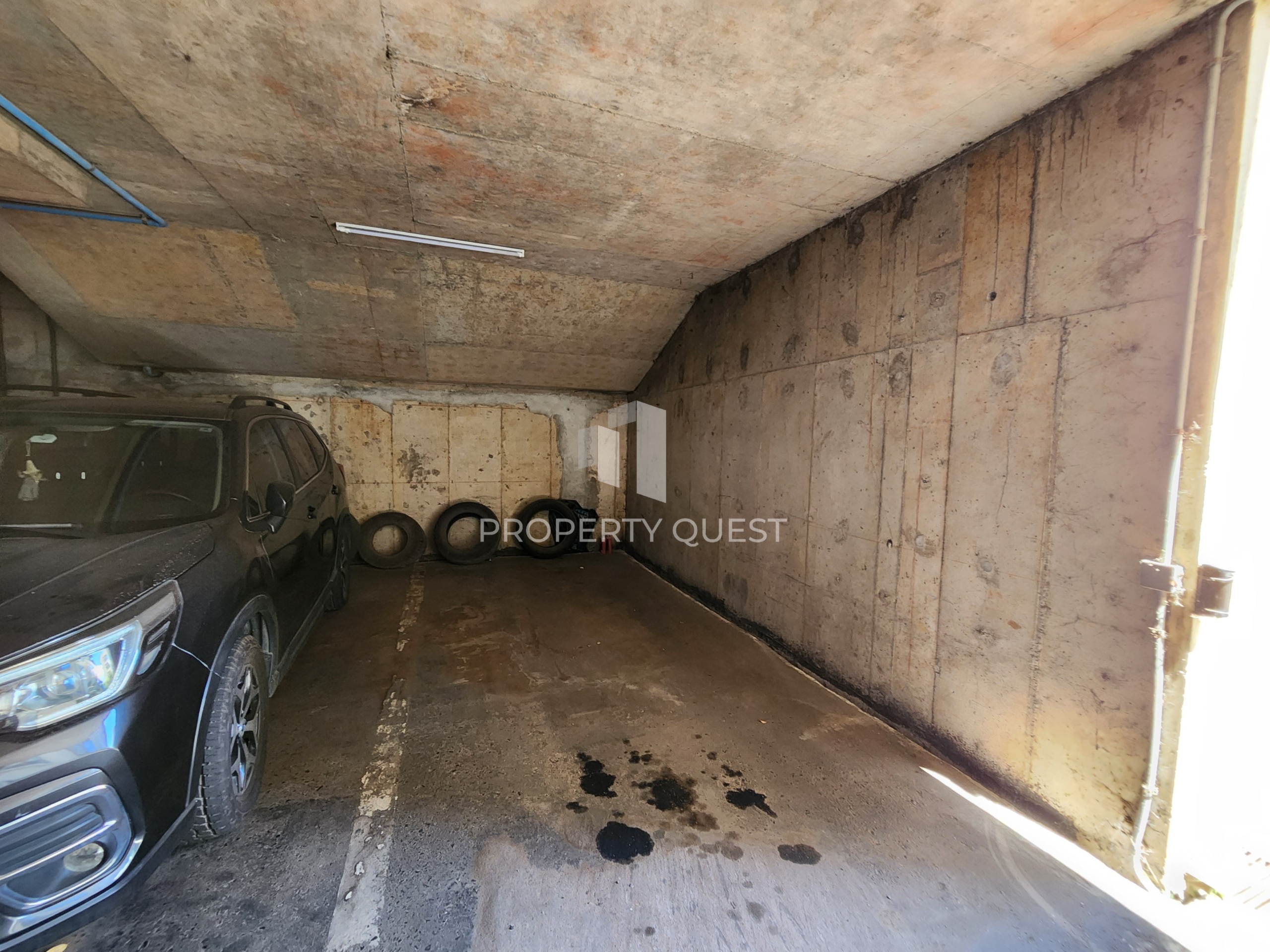 eZy_watermark_15-12-2025_06-10-52