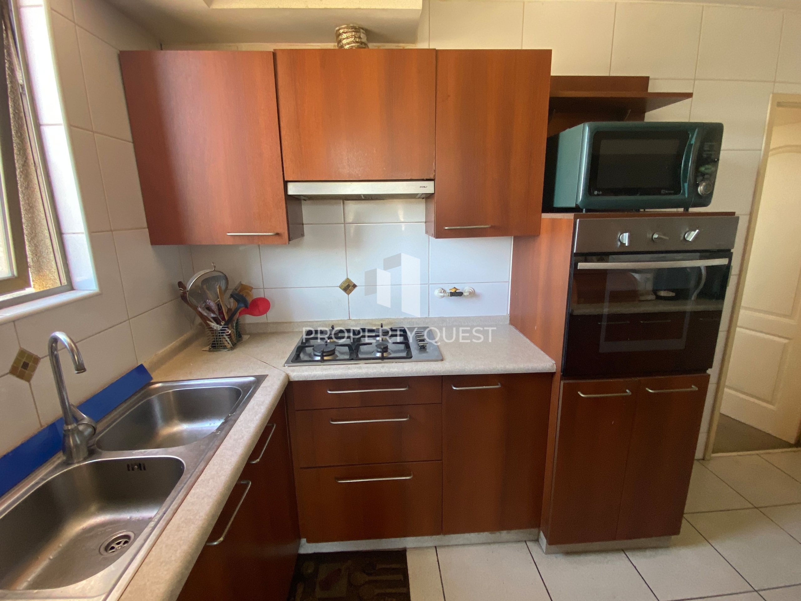 eZy_watermark_17-12-2025_12-18-55 – copia