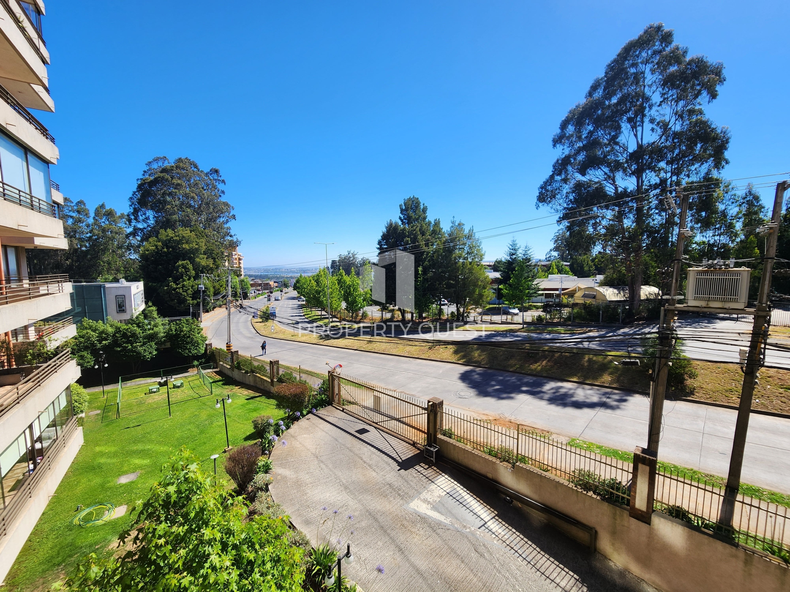 eZy_watermark_17-12-2025_12-19-12