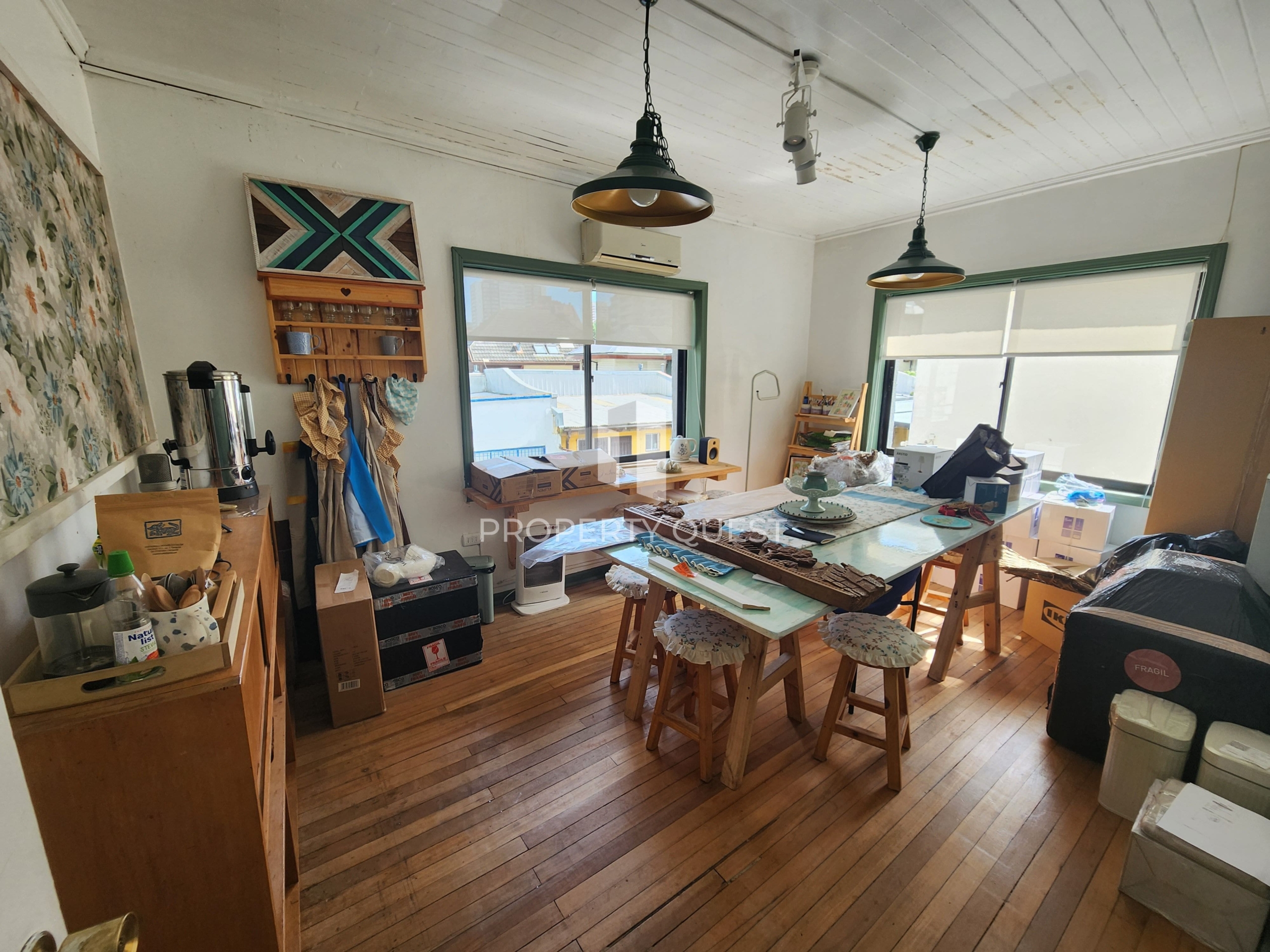 eZy_watermark_22-10-2025_05-02-34