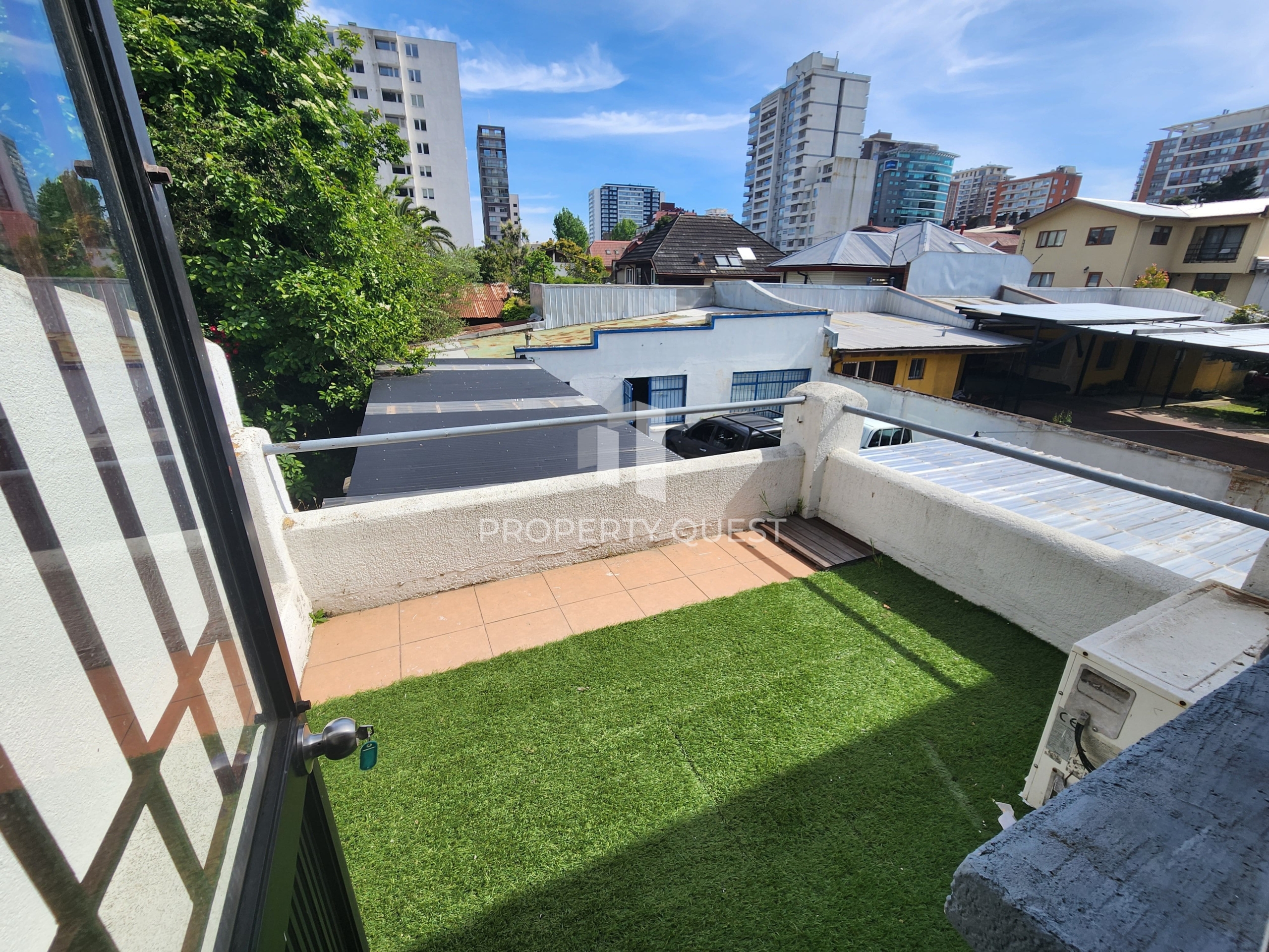 eZy_watermark_22-10-2025_05-02-35