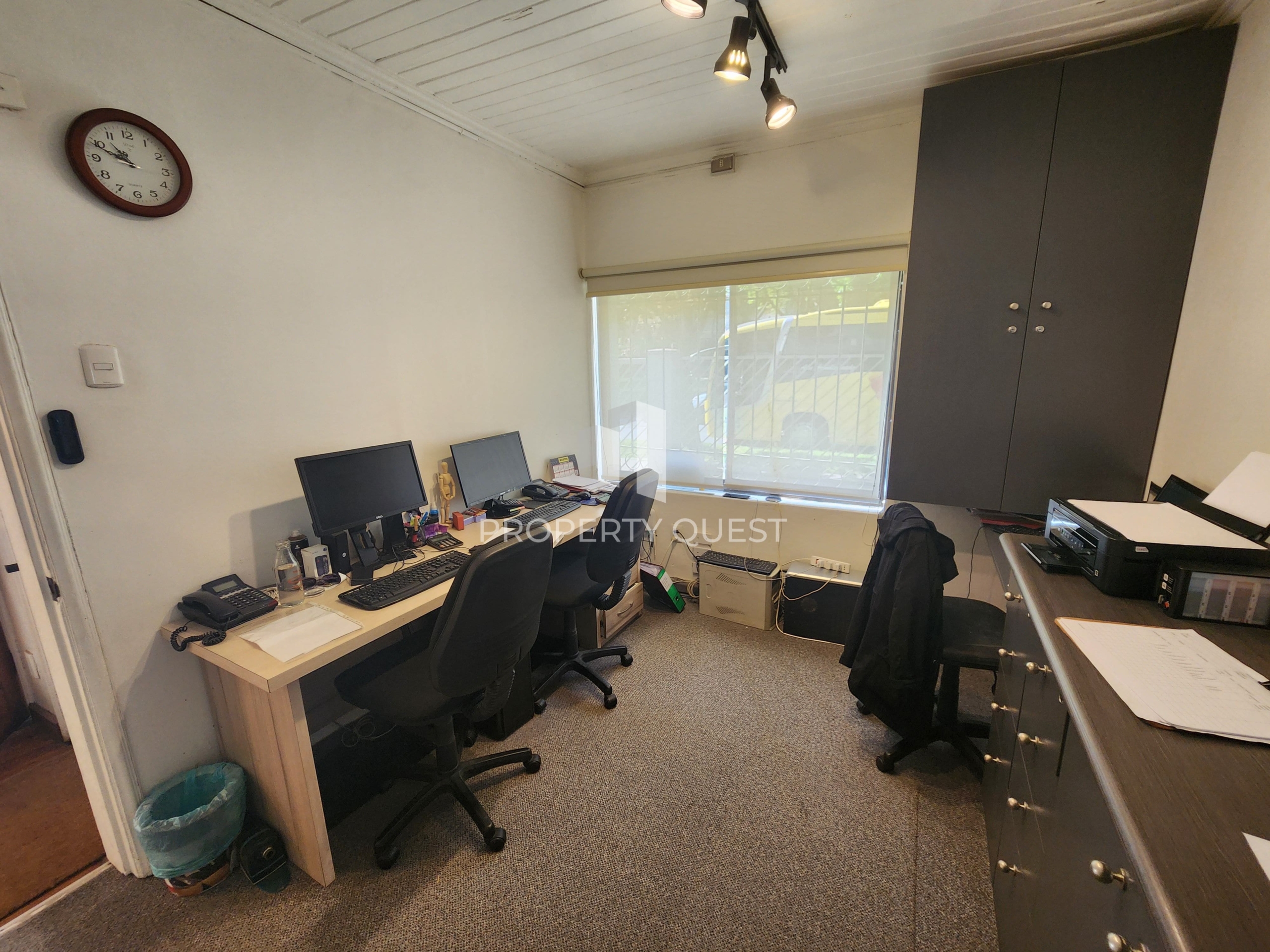 eZy_watermark_22-10-2025_05-02-41 (1)