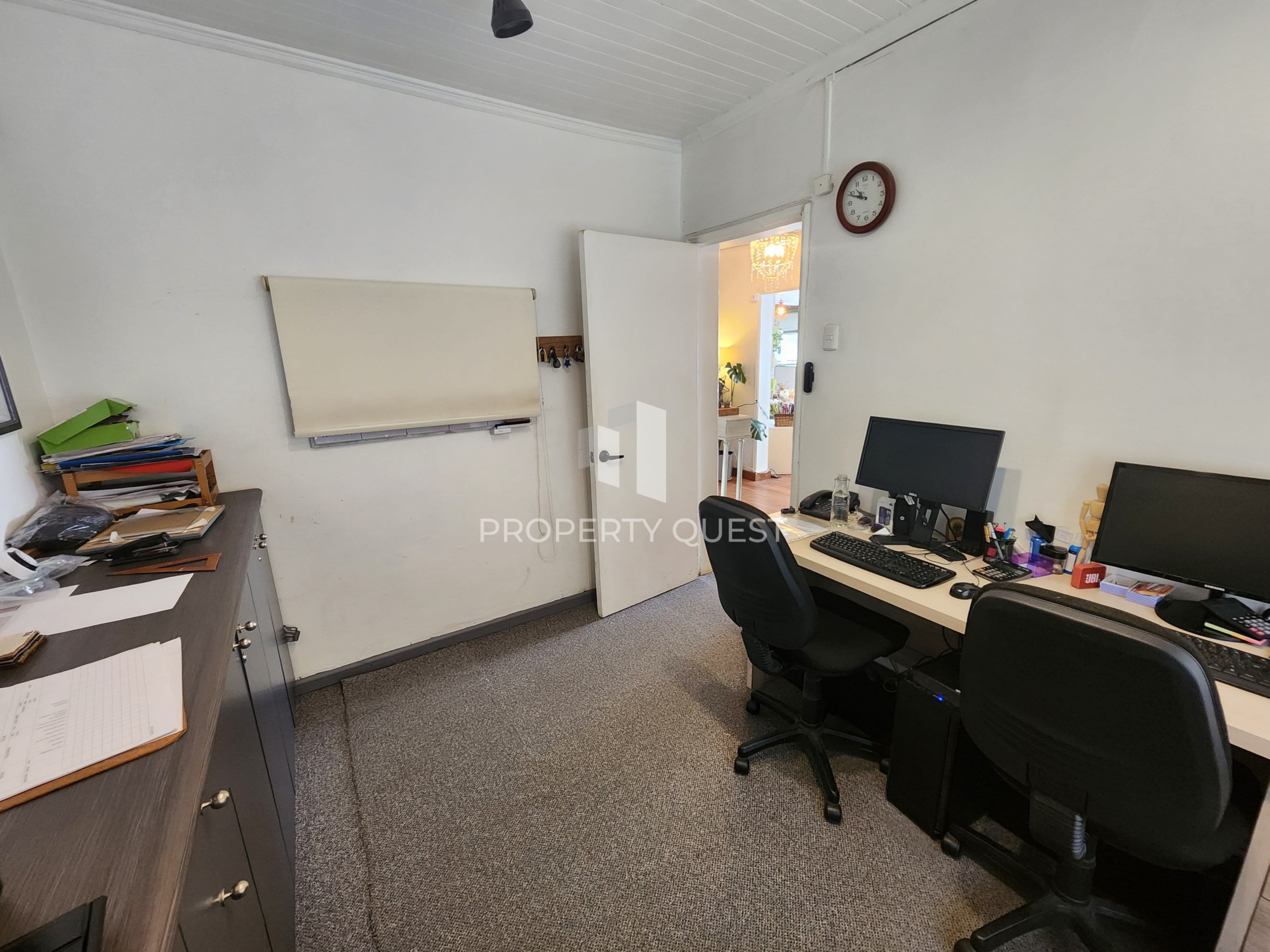 eZy_watermark_22-10-2025_05-02-41