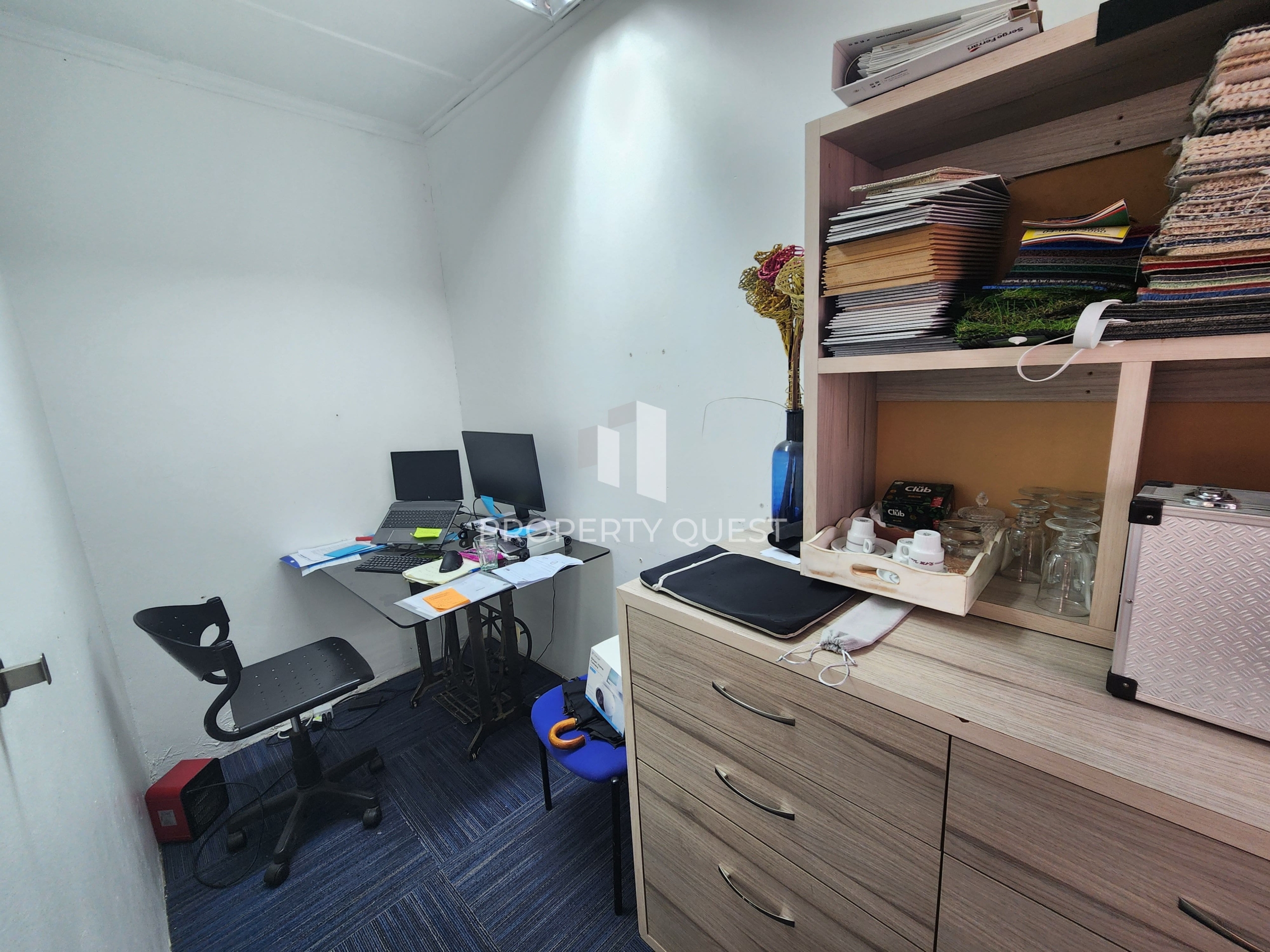 eZy_watermark_22-10-2025_05-02-43