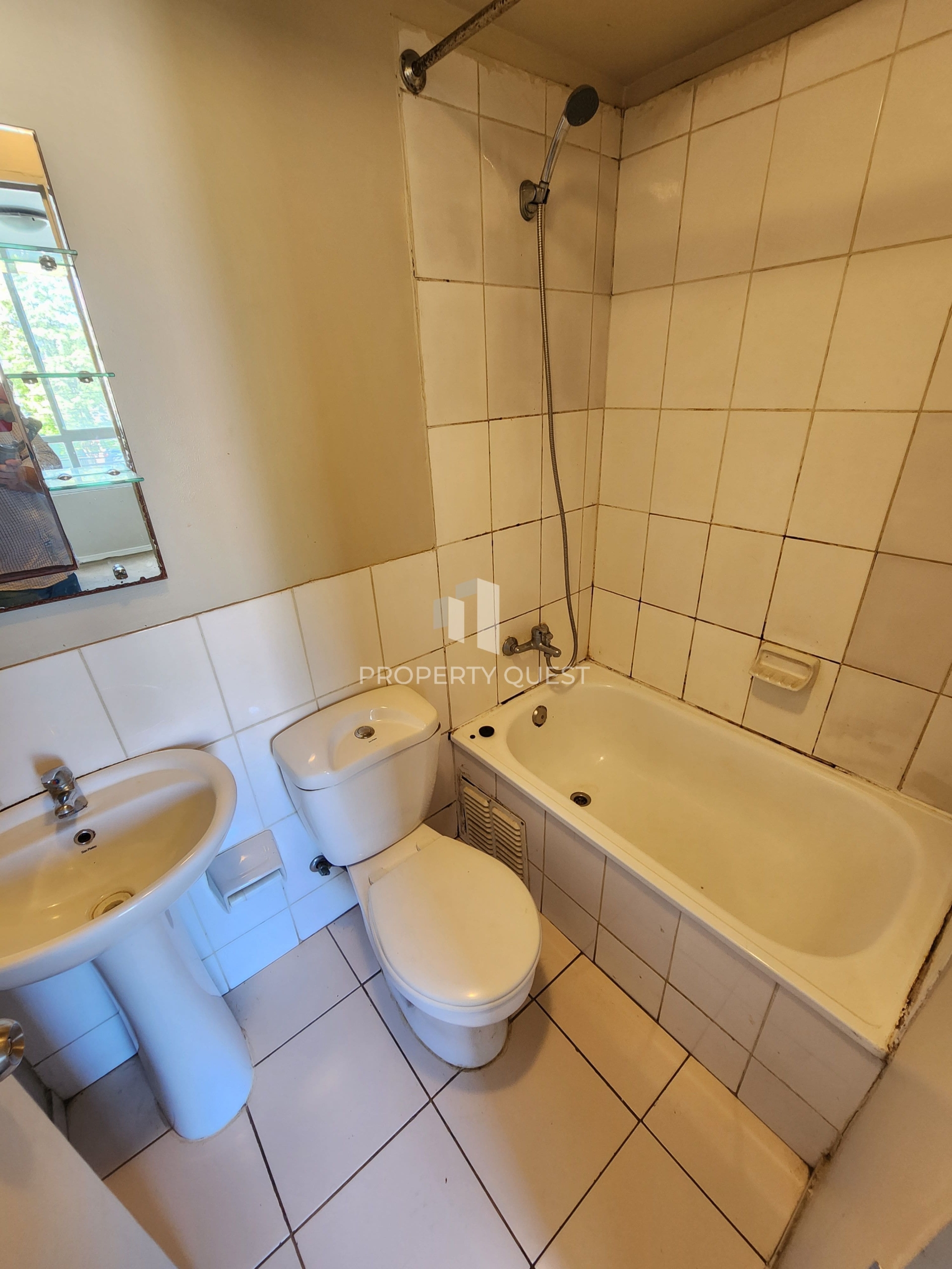 eZy_watermark_29-10-2025_04-21-09